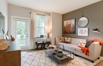 Briggs and Union interior